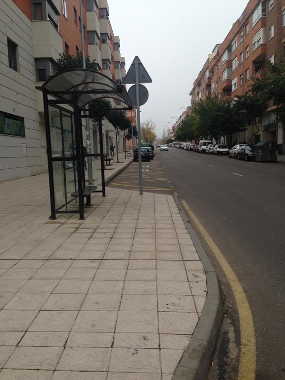 Hostal El Poligono Zamora Luaran gambar