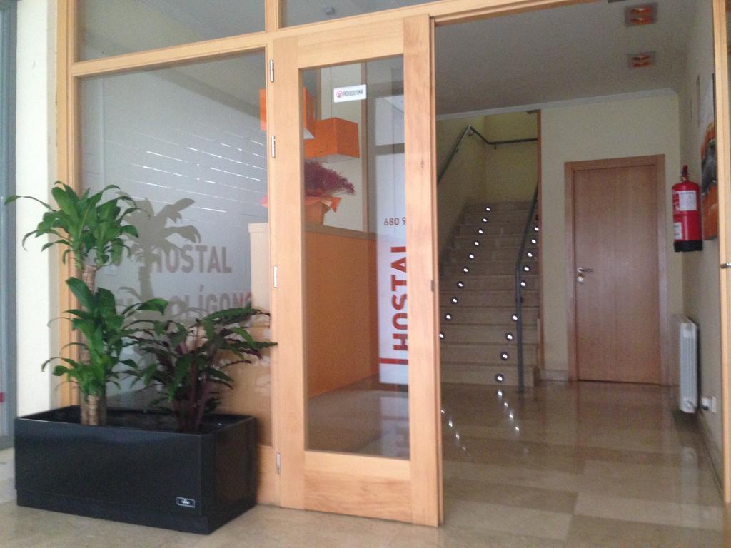Hostal El Poligono Zamora Luaran gambar