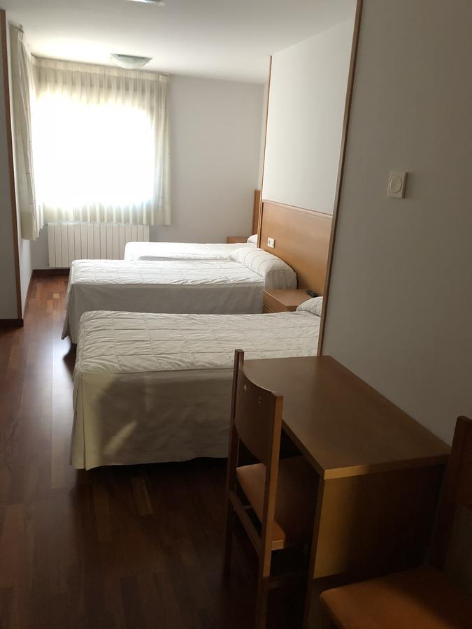 Hostal El Poligono Zamora Luaran gambar