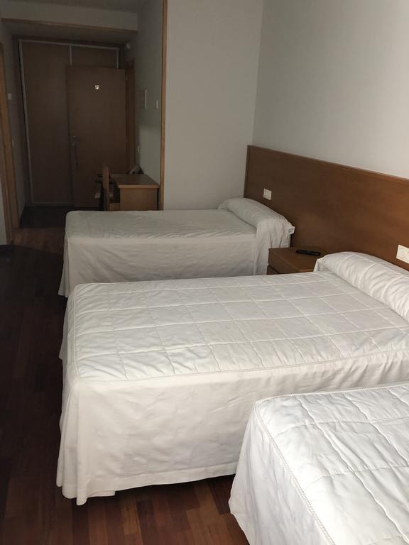 Hostal El Poligono Zamora Luaran gambar